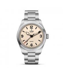 tudor-ranger-39mm-beige-dial-in-stainless-steel.jpeg